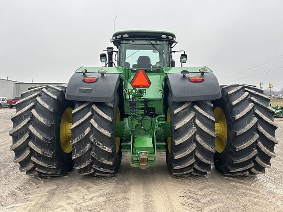 Image of John Deere 9520R equipment image 3