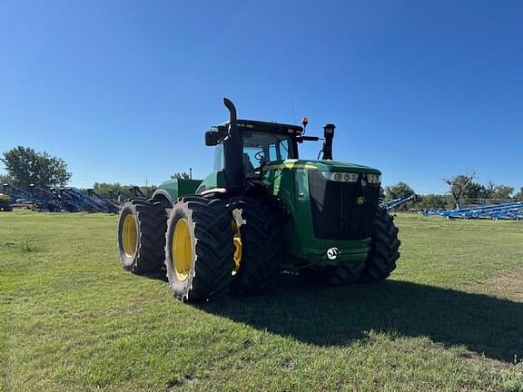 Image of John Deere 9520R equipment image 2