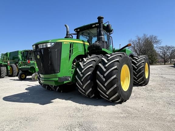 Image of John Deere 9520R equipment image 1