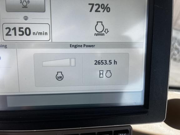 Image of John Deere 9520R equipment image 1