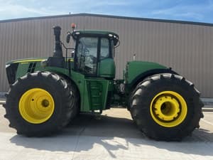 2015 John Deere 9520R Image