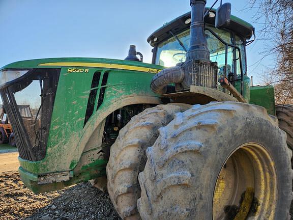 Image of John Deere 9520R equipment image 2