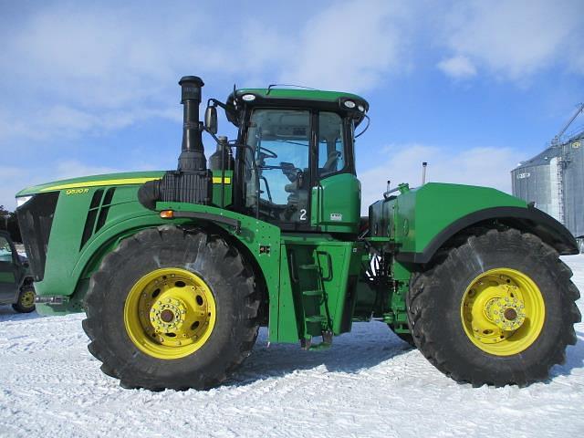 Image of John Deere 9520R equipment image 1