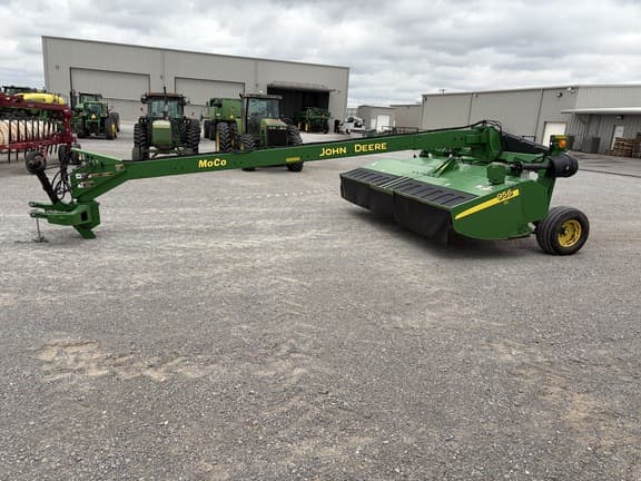 Image of John Deere 956 equipment image 1