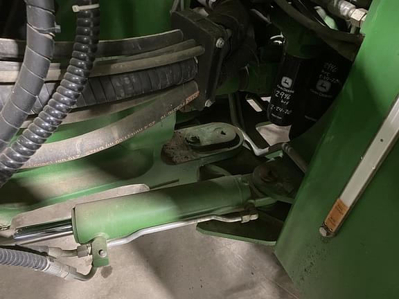 Image of John Deere 9570R equipment image 4