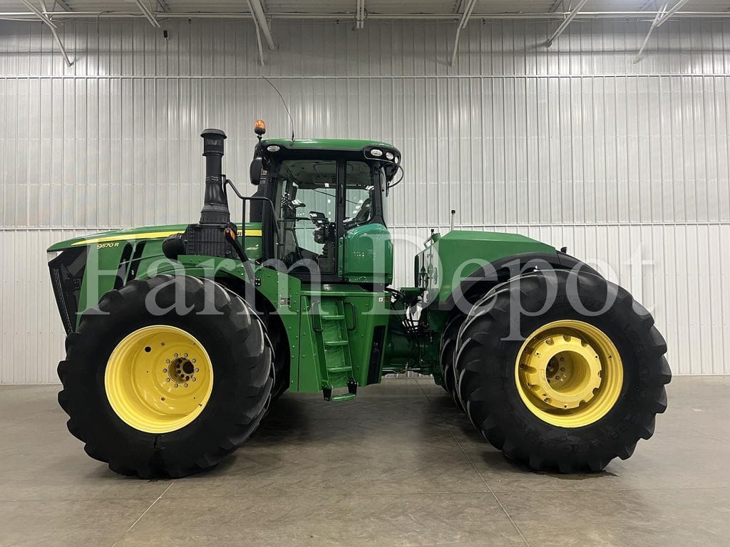2015 John Deere 9570R Equipment Image0