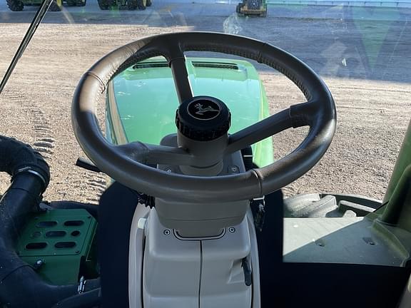 Image of John Deere 9570R equipment image 4