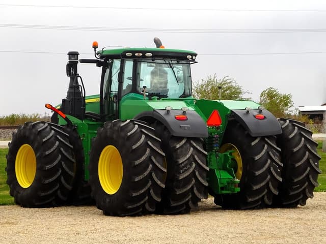 Image of John Deere 9570R equipment image 4