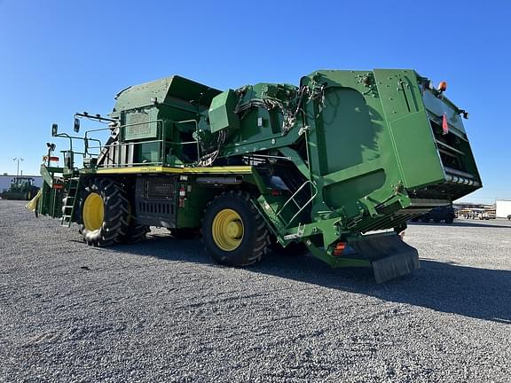 Image of John Deere CP690 equipment image 2