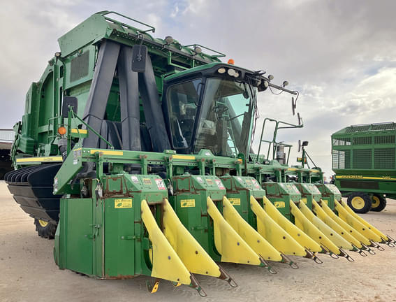 Image of John Deere CP690 equipment image 2