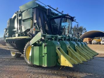 Main image John Deere CP690
