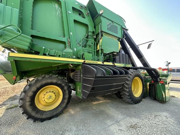 Image of John Deere CP690 equipment image 2