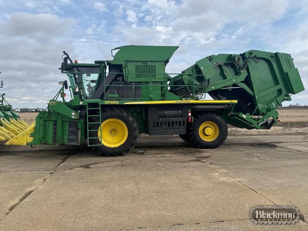 Image of John Deere CP690 Primary image