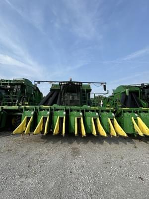 2015 John Deere CP690 Image
