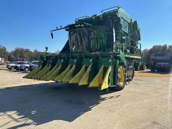 Image of John Deere CP690 equipment image 1