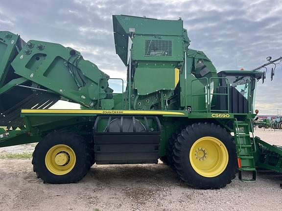 Image of John Deere CS690 equipment image 4