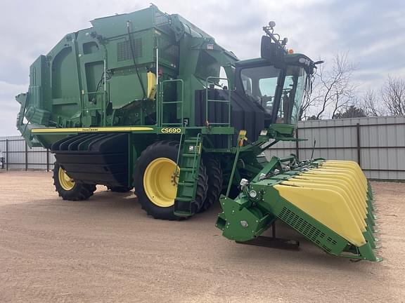 Image of John Deere CS690 equipment image 1