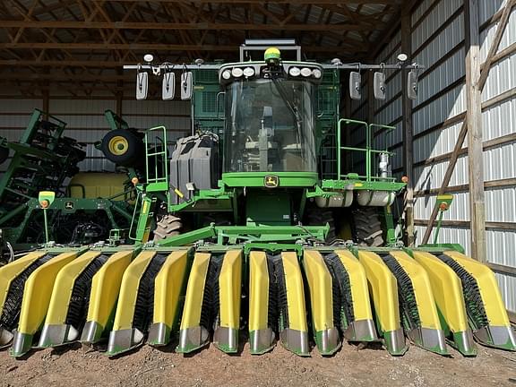 Image of John Deere CS690 equipment image 1