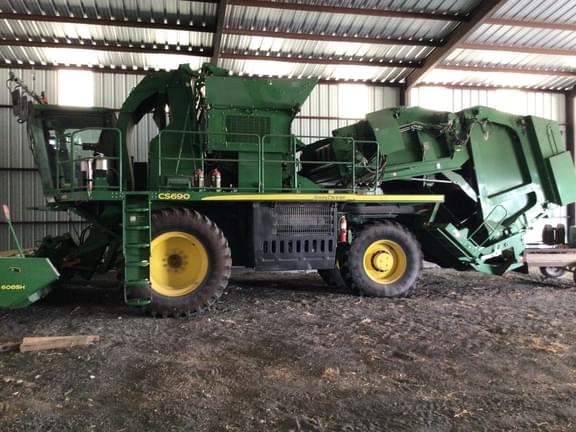 Image of John Deere CS690 equipment image 2