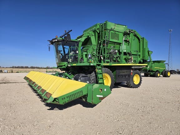 2015 John Deere CS690 Equipment Image0