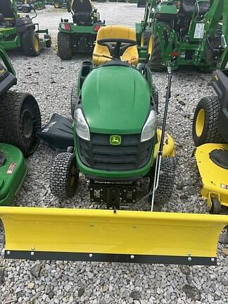 Image of John Deere D110 equipment image 1