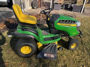 2015 John Deere D130 Image