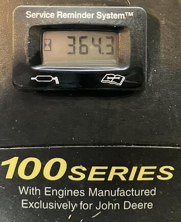 Image of John Deere D130 equipment image 4
