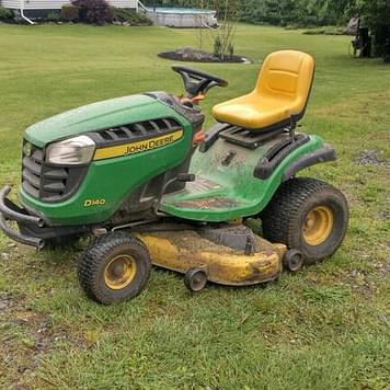 Main image John Deere D140