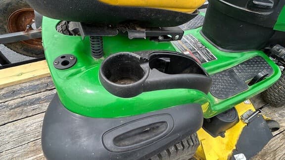 Image of John Deere D160 equipment image 1