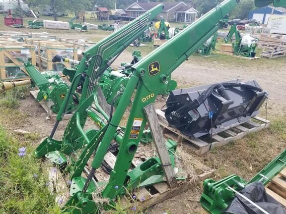 Main image John Deere D170