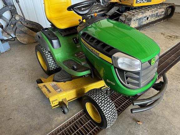 Image of John Deere D170 Image 0