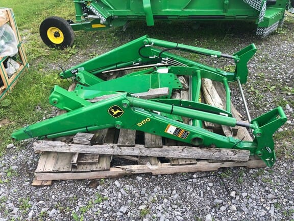 2015 John Deere D170 Equipment Image0