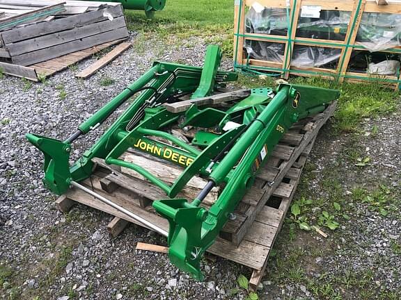 Image of John Deere D170 equipment image 1