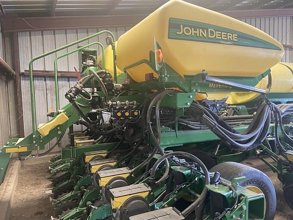 Image of John Deere DB60 equipment image 2