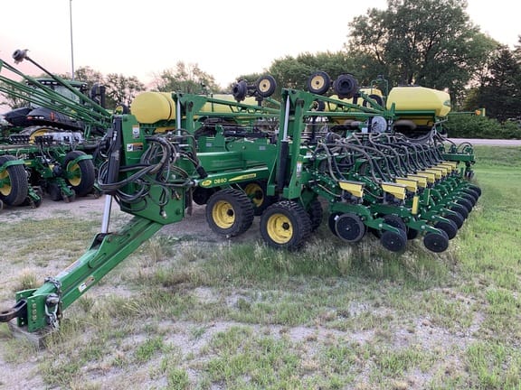 Main image John Deere DB60