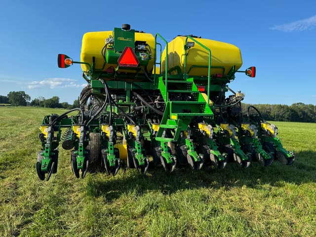 Image of John Deere DB60 equipment image 4