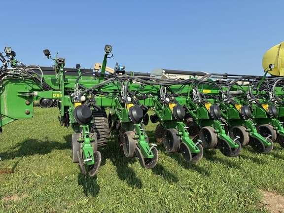 Image of John Deere DB80 equipment image 2