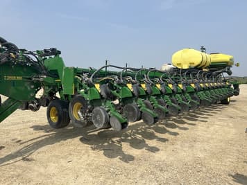 Main image John Deere DB90