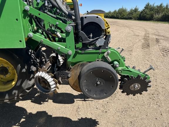 Image of John Deere DB90 equipment image 4