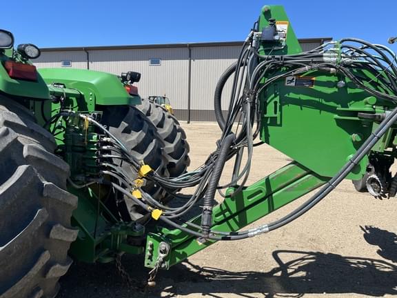 Image of John Deere DB90 equipment image 2