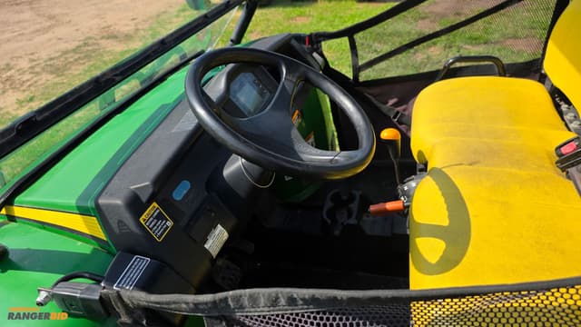 Image of John Deere Gator 625 equipment image 2