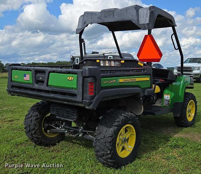 Image of John Deere XUV 625i equipment image 4