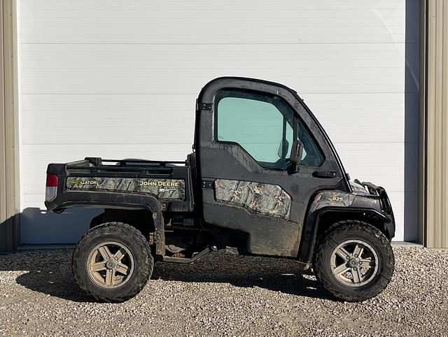 Image of John Deere Gator XUV 825i equipment image 2