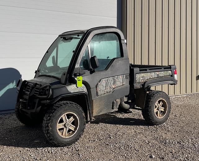 Image of John Deere Gator XUV 825i equipment image 1