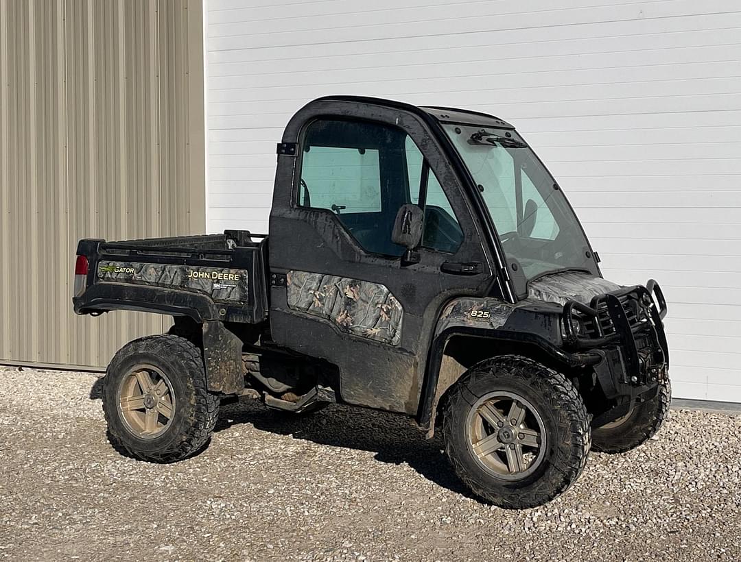 Image of John Deere Gator XUV 825i Primary image