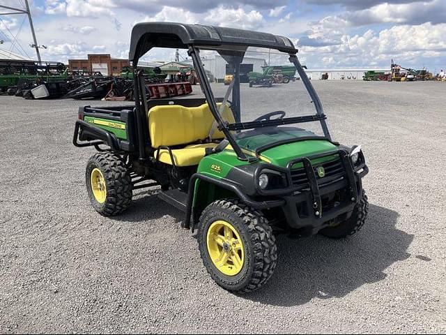 Image of John Deere Gator XUV 825i equipment image 1