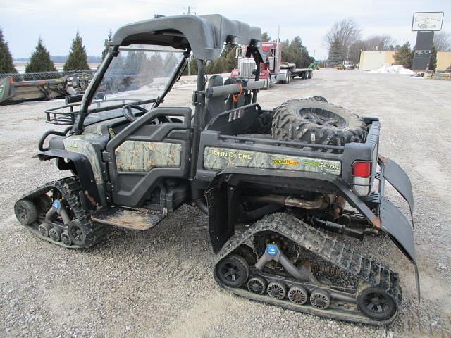 Image of John Deere Gator XUV 825i equipment image 4