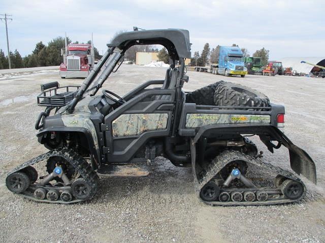 Image of John Deere Gator XUV 825i equipment image 2