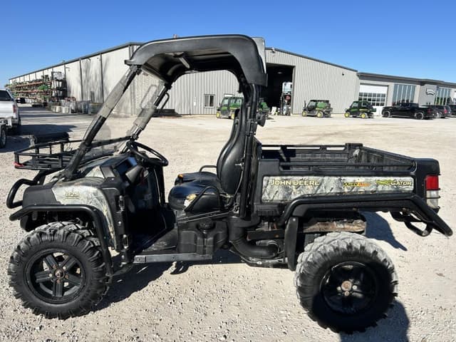 Image of John Deere Gator XUV 825i equipment image 2