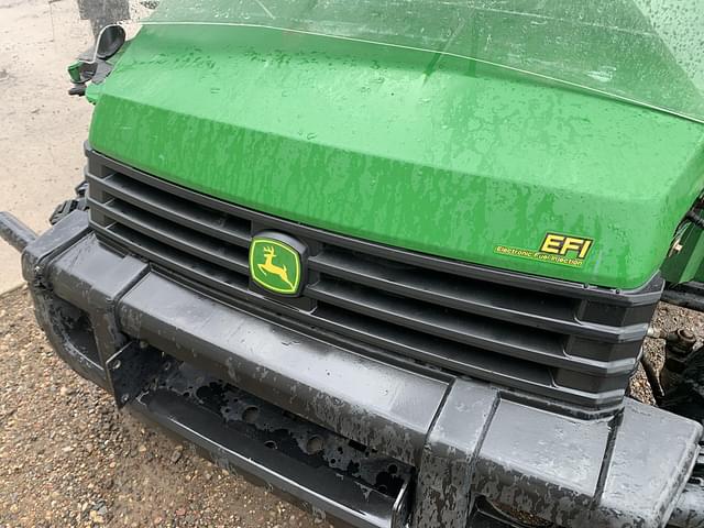 Image of John Deere Gator XUV 825i equipment image 3